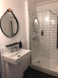 Hotels Ibis Centre Millau : photos des chambres