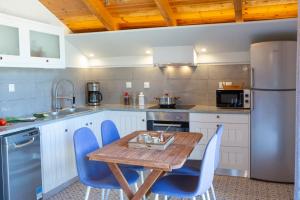 Renovated Lianas Home