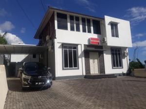 RedDoorz @ Wanea Area Manado - 2hvězdičkové hotely ve městě Manado