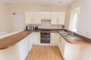 Hendy - Ground Floor Apartment