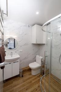 New Point in the Centre