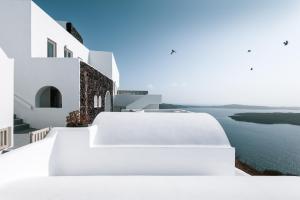 Grace Hotel Santorini, Auberge Resorts Collection Santorini Greece