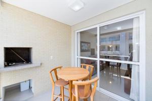 Aluguel Apartamento 3 quartos sendo 1 suíte Bombas SC