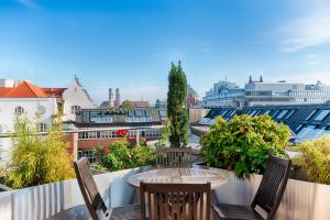 Deluxe Suite with Terrace room in AdvaStay by KING's