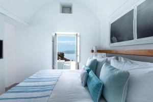 Grace Hotel Santorini, Auberge Resorts Collection Santorini Greece