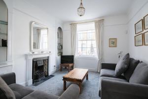 At Home in Chelsea - Объекты без категории в городе Лондон