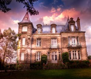 B&B / Chambres d'hotes Le Chateau des Tourelles en Vendee : photos des chambres