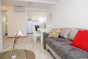 NEW LUXURY APARTMENT SANDRA- OLD TOWN KORCULA