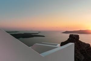 Grace Hotel Santorini, Auberge Resorts Collection Santorini Greece