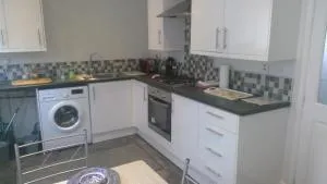 Delightful house with big ambitions - Glazebury