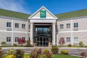 Quality Inn & Suites Middletown - Newport - West Warwick