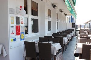 Hotels Hotel L'Ecailler : photos des chambres