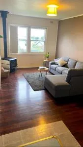 Honey at KI - Emu Bay