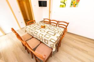 Apartments Nelica 