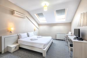 Alex&George Boutique Hotel