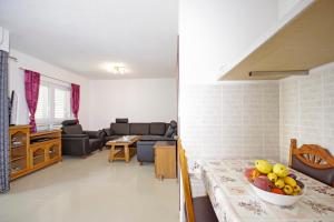 Apartmani Cezar Makarska