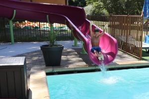 Campings Camping Les Mijeannes : photos des chambres