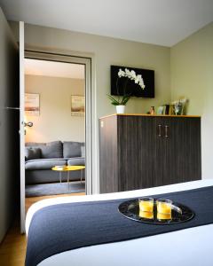 Two-Bedroom Suite room in Suites & Hôtel Helzear Champs-Elysées