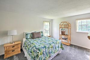 Breezy Bonita Springs Bungalow, Steps to the Beach