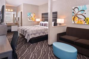 King Room with Sofabed room in Best Western Plus Park Place Inn - Mini Suites