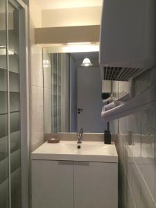 Appartements Appartement centre ville pres du port avec parking et wifi : photos des chambres
