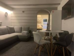 Apartament Bukowy z basenem