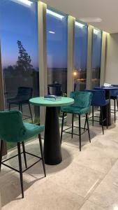 قولدن سكوير طريق الرياض Golden Square Riyadh Road