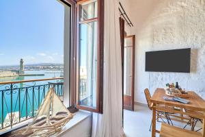 Vista Del Porto Luxury Suites