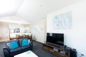 Meridian Beachside Apartments