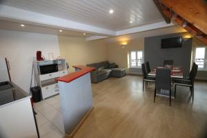 Appartements Appart hotel Cholet centre : photos des chambres