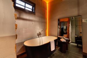 Studio Gia Đình (Family Studio)