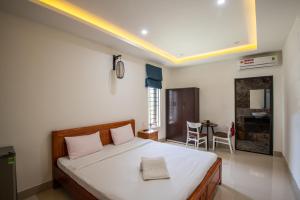 Phòng Giường Đôi Hạng Bình Dân (Budget Double Room)