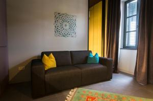 Apartments and Rooms Lejletul