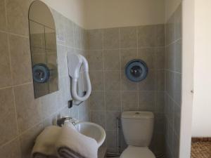 Hotels Hotel Le Carnon : photos des chambres