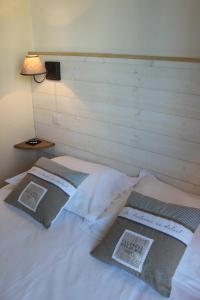 Hotels Hotel Des Falaises : photos des chambres