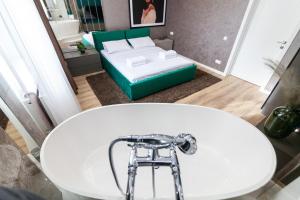 Avangard Green Park Art Apartment