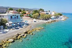 Spacious apartment on the beachfront - Sikéa