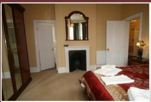 Superior Double Room room in Britten House