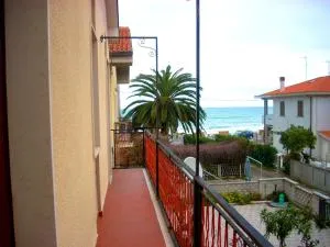 Charming house with sea view in Contrada Termini - 卡萨尔博迪诺