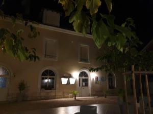 Hotels Le Moulin de la Renne : photos des chambres