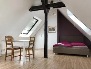 Einzel-Apartment Düsseldorf Oberkassel - 梅尔布施