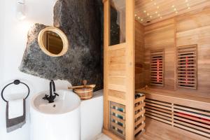 #1 Cave House Anaga, Unique Stay, Mountains and Private Sauna,