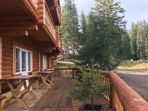 Alpin Eco Chalet & Wellness
