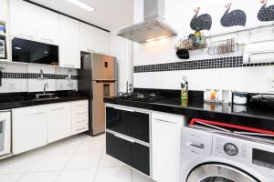 Iluminado em Copacabana - Paisagem leve - BC706 Z2