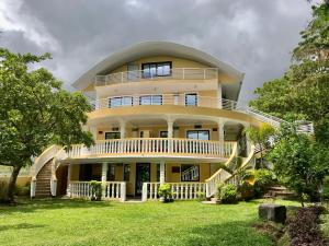 Kinghorn Garden House Resort