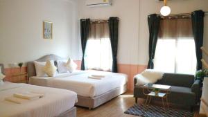 Isara Boutique Hotel and Cafe