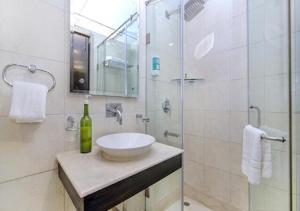 Hotel Rockland Panchsheel Enclave