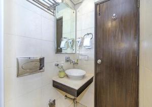 Hotel Rockland Panchsheel Enclave