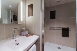 Hotels ibis Styles Nice Aeroport Arenas : photos des chambres