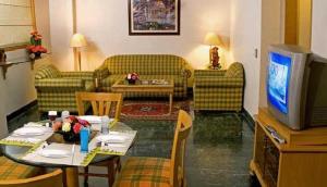 Savoy Suites Noida